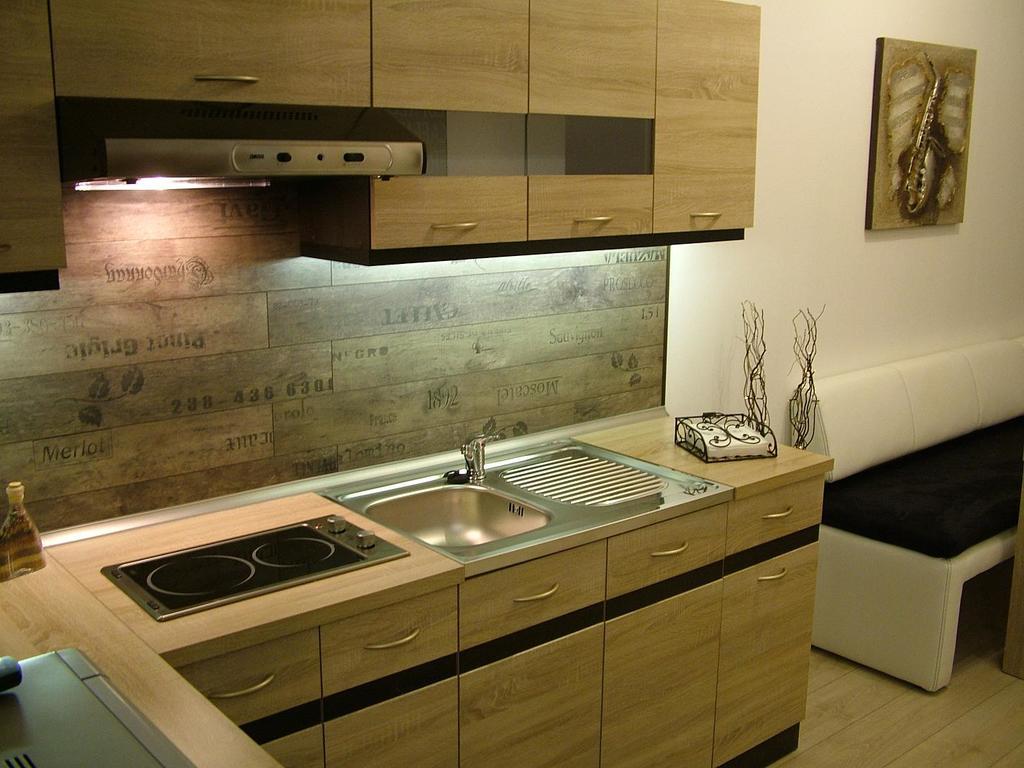 Korzo Apartman Kőszeg Δωμάτιο φωτογραφία